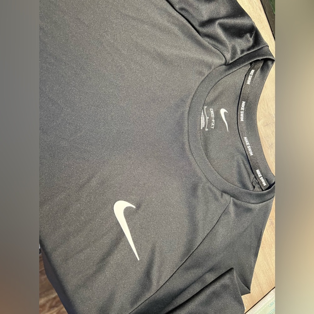 Nike Running Large Adult Dri Fit Dark Grey Short Sleeve Shirt Mens
